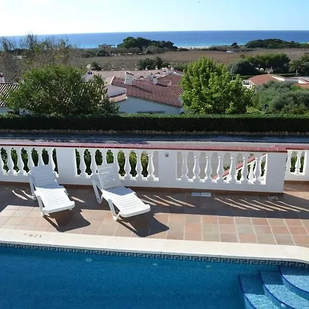 Mara - Semi Detached With Sea Views Willa
