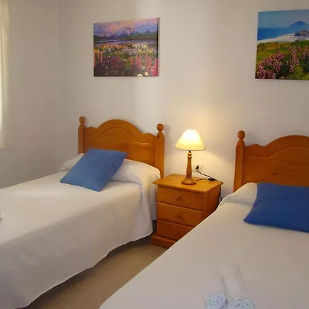 Willa Mara - Semi Detached With Sea Views Son Bou